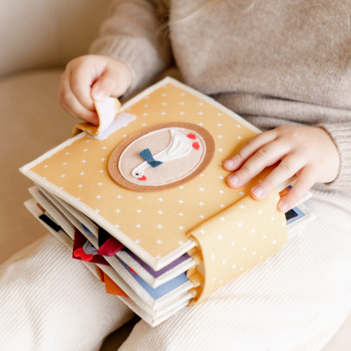 farm quiet book
